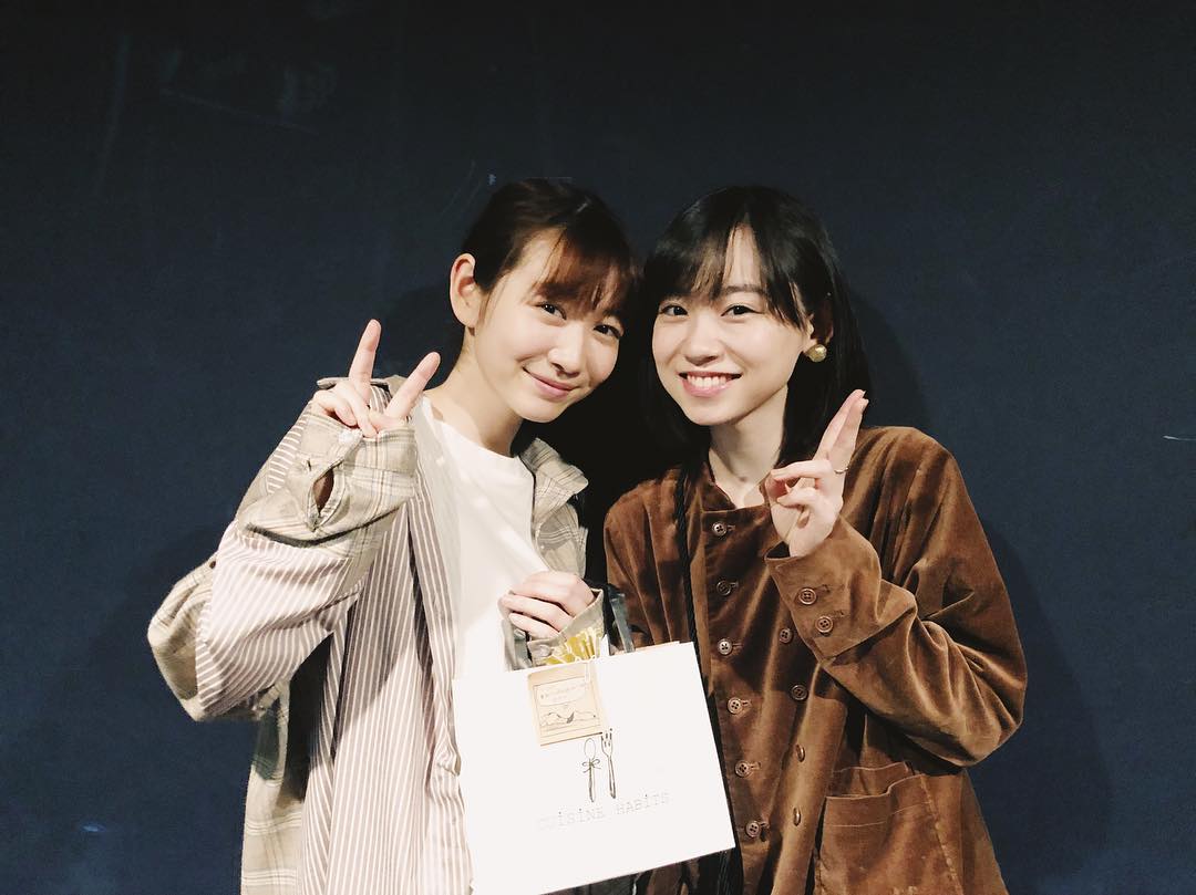 岡本夏美 さくらの親子丼2や 咲で共演した柴田杏花ちゃんも 来てくださいました 大切なお友達が 観に来て下さるのがすごく嬉しい 役者仲間として 感想を述べてくれるの Wacoca Japan People Life Style