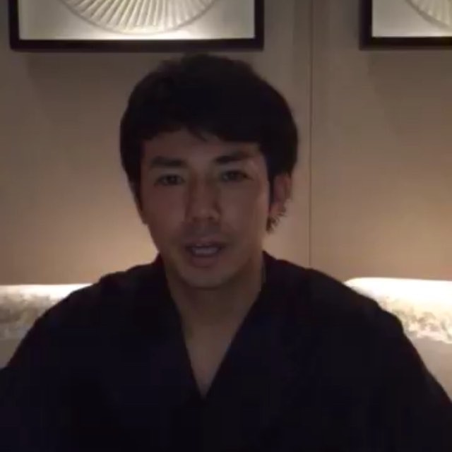 Withmagazine なんと ピース綾部さんがwith11月号で脱いでくれました ぜひぜひ セクシーボディをご堪能ください ピース 綾部祐二 ハダカの綾部 又吉先生 Wacoca Japan People Life Style