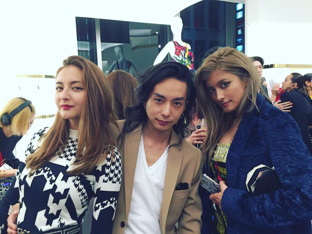 Numerotokyo エリーローズさん 奈良裕也さん ローラさんも来場 Versace Versaceginza Numerotokyo Wacoca Japan People Life Style Numerotokyo エリーローズさん 奈良裕也さん ローラさんも来場 Versace Versaceginza Numerotokyo Wacoca Japan People Life Style