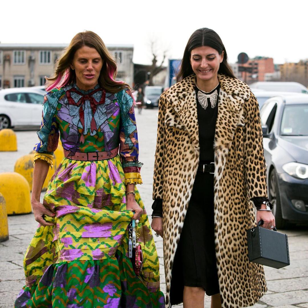 Voguejapan ミラノのストリートスナップにこの2人は欠かせない レトロなグッチのドレスを着こなす アンナ デッロ ルッソと大人エレガントなレオパードコートに身を包んだ ジョ Wacoca Japan People Life Style Voguejapan ミラノのストリートスナップにこの2人は欠かせない レトロなグッチのドレスを着こなす アンナ デッロ ルッソと大人エレガントなレオパードコートに身を包んだ ジョ Wacoca Japan People Life Style
