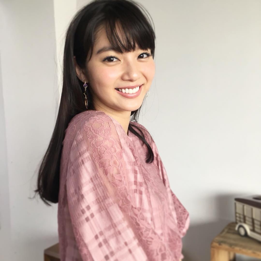 Non No 勝手に美化されるトップス 企画から優愛のレーストップスのオフショット さりげなく花柄とチェックが混ざったレース 可愛い 超似合ってます 新川優愛 No Wacoca Japan People Life Style Non No 勝手に美化されるトップス 企画から優愛のレーストップスのオフショット さりげなく花柄とチェックが混ざったレース 可愛い 超似合ってます 新川優愛 No Wacoca Japan People Life Style