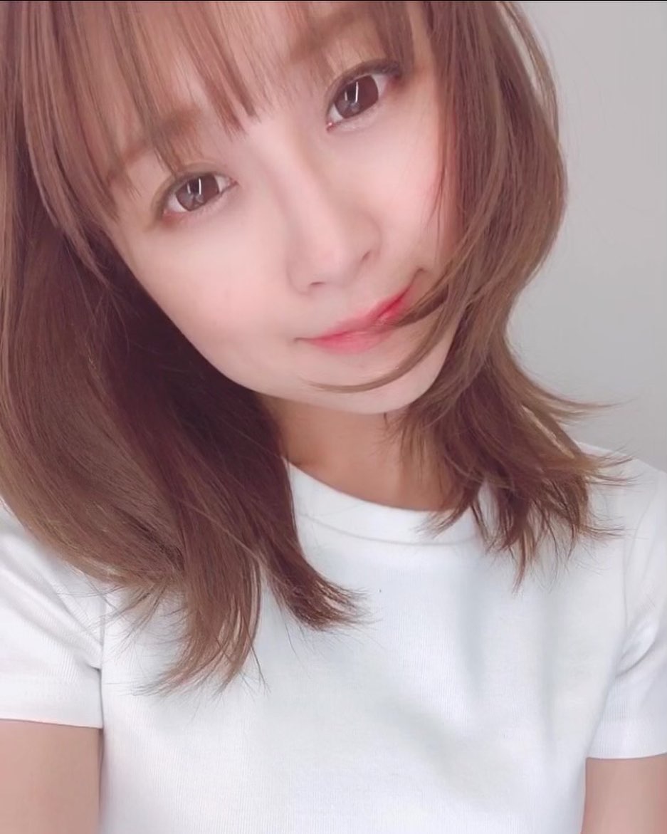 鈴木奈々 今日は仕事の合間に 美容室に行ってきました Newヘアーです Newヘアー Wacoca Japan People Life Style