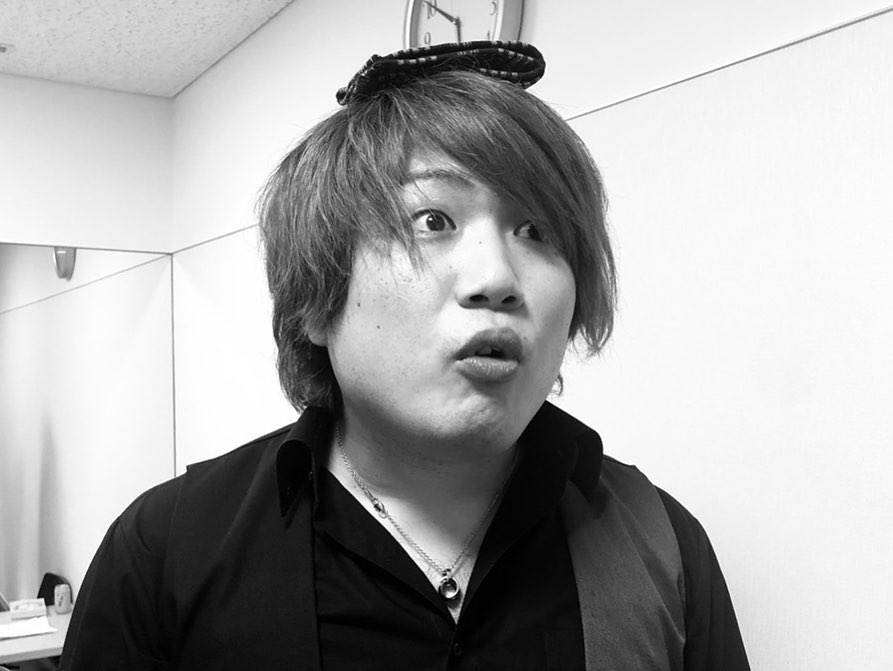高嶋ちさ子 この後はミュージックステーションです 7人のチェリストと 彼こそは海賊 演奏します 見た目はジョニーディップとかけ離れている上 アラジンの猿みたいな奴も Wacoca Japan People Life Style 高嶋ちさ子 この後はミュージックステーションです 7人のチェリストと 彼こそは海賊 演奏します 見た目はジョニーディップとかけ離れている上 アラジンの猿みたいな奴も Wacoca Japan People Life Style