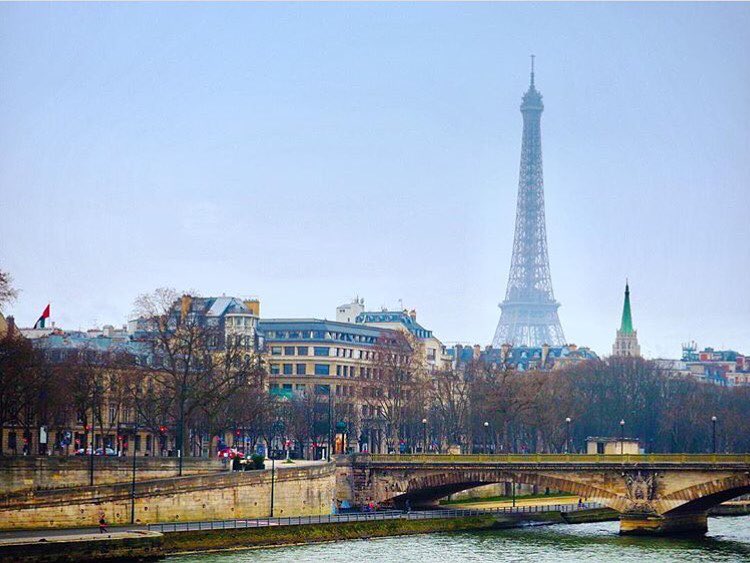 Retrip Global Retrip アレクサンドル三世橋 フランスの首都パリで最も美しい橋と言われている アレクサンドル三世橋 から撮影されたエッフェル塔の写真です この橋か Wacoca Japan People Life Style Retrip Global Retrip アレクサンドル三世橋 フランスの首都パリで最も美しい橋と言われている アレクサンドル三世橋 から撮影されたエッフェル塔の写真です この橋か Wacoca Japan People Life Style