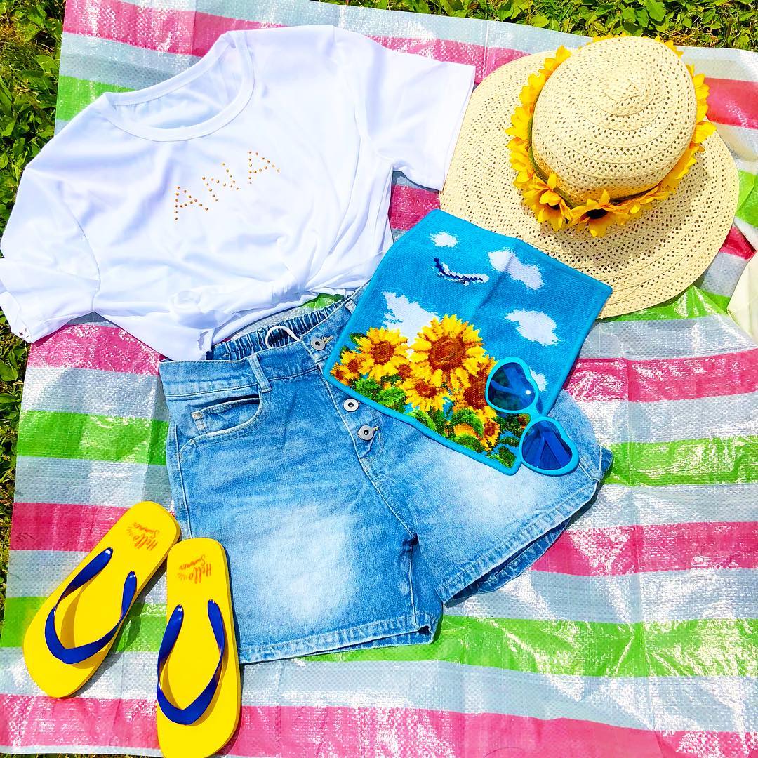 Ana 夏休みの準備は万端 Anaタビキブン 夏休み 夏が来た ひまわり フェイラー ハンドタオル 麦わら帽子 サングラス ビーチサンダル Fei Wacoca Japan People Life Style Ana 夏休みの準備は万端 Anaタビキブン 夏休み 夏が来た ひまわり フェイラー ハンドタオル 麦わら帽子 サングラス ビーチサンダル Fei Wacoca Japan People Life Style