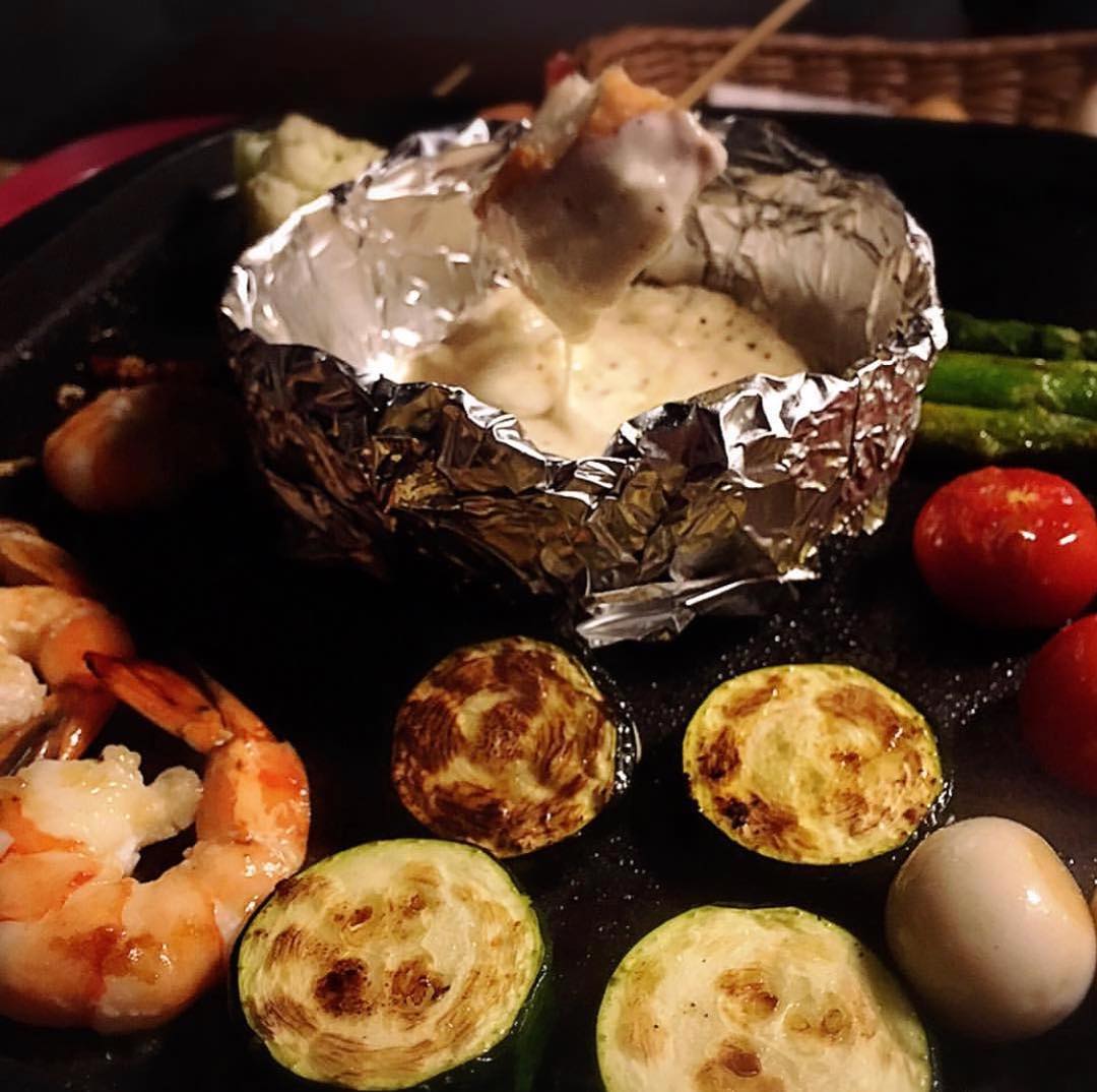 Hinatagohan カマンベールチーズフォンデュ qグリルで作る簡単おつまみ 秋の夜長にぜひ食べたいのがチーズフォンデュ 温かい チーズにバケットや海老をつけて み Wacoca Japan People Life Style Hinatagohan カマンベールチーズフォンデュ qグリルで作る簡単おつまみ 秋の夜長にぜひ食べたいのがチーズフォンデュ 温かい チーズにバケットや海老をつけて み Wacoca Japan People Life Style