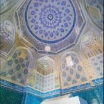 【RETRIP×ウズベキスタン】
イスラムの青の都とも言われるウズベキスタンの霊廟「シャーヒズィンダ廟群」。霊廟とは日本でいうお墓なのですが、美しい青の内装や一...