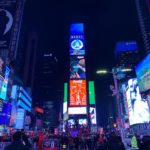 【RETRIP×ニューヨーク】
アメリカ、ニューヨークのタイムズスクエアは、誰もが憧れる観光スポットですよね。カラフルでダイナミックな看板や、キラキラとしたネオ...