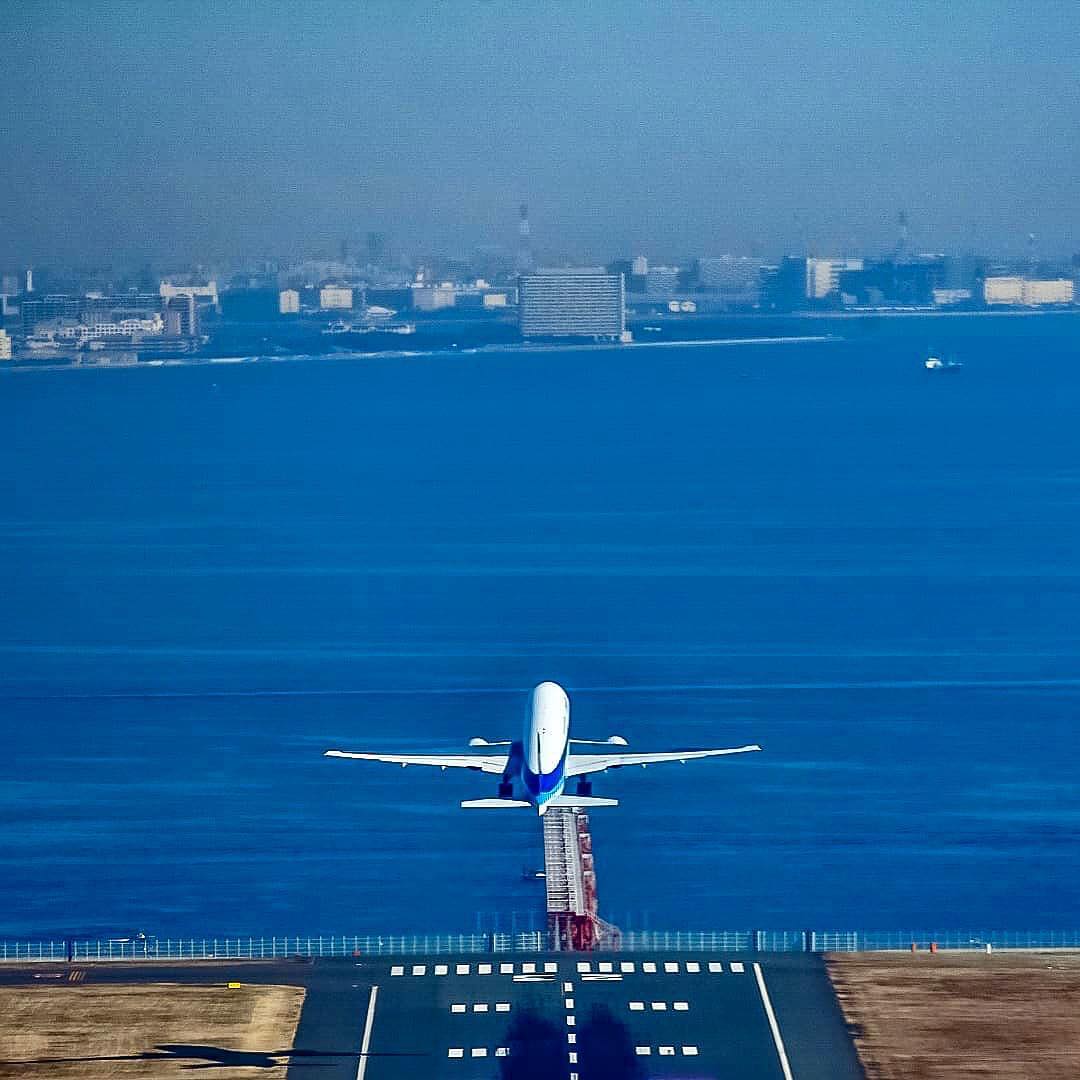 Ana いってきま す Photo Makotowanwan ソラマニ マドカラ 飛行機 77 滑走路 羽田空港 離陸 飛行機からの景色 Wacoca Japan People Life Style Ana いってきま す Photo Makotowanwan ソラマニ マドカラ 飛行機 77 滑走路 羽田空港 離陸 飛行機からの景色 Wacoca Japan People Life Style