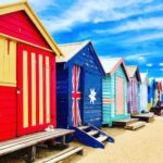 【RETRIP×オーストラリア】
オーストラリアにある「ブライトンビーチ」をご存知ですか？メルボルン市内からのアクセスも良いここは、ビーチ沿いに色とりどりの可愛...