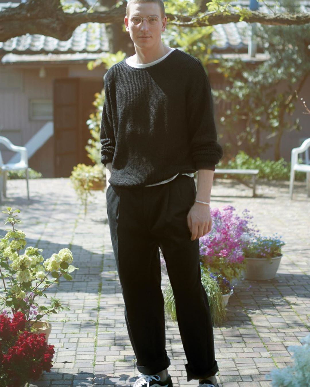UOMOMagazine FRI 31 MAY 2019 【夏こそ着たい黒アイテム5選。こんな素材やシルエットなら暑くない！】 黒は