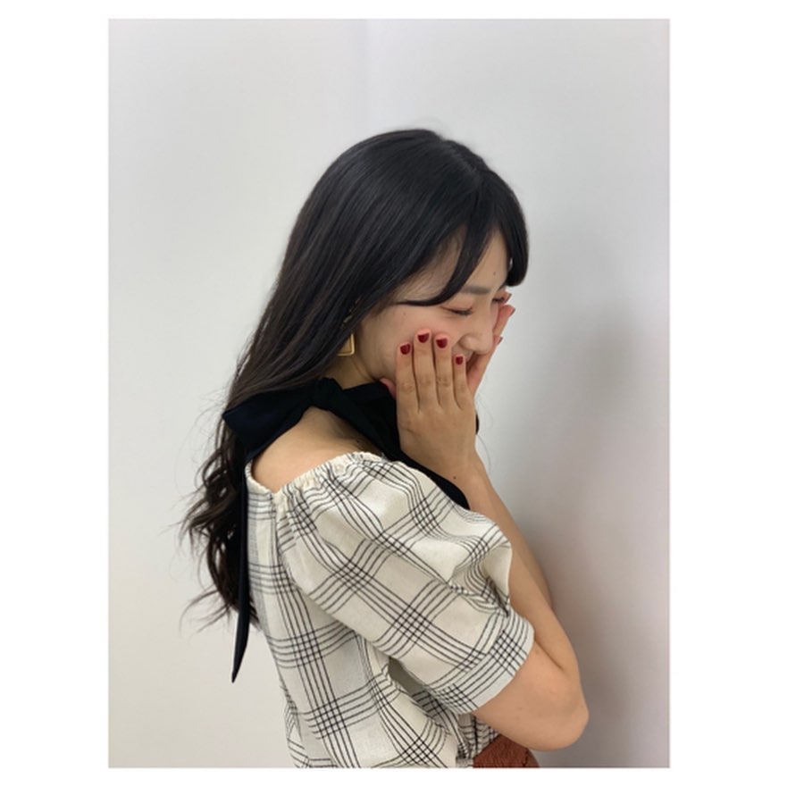 下尾みう 首元のリボンが可愛いの 衣装さんありがとう Dhcコーデ 下尾みう 首元のリボンが可愛いの 衣装さんありがとう Dhcコーデ