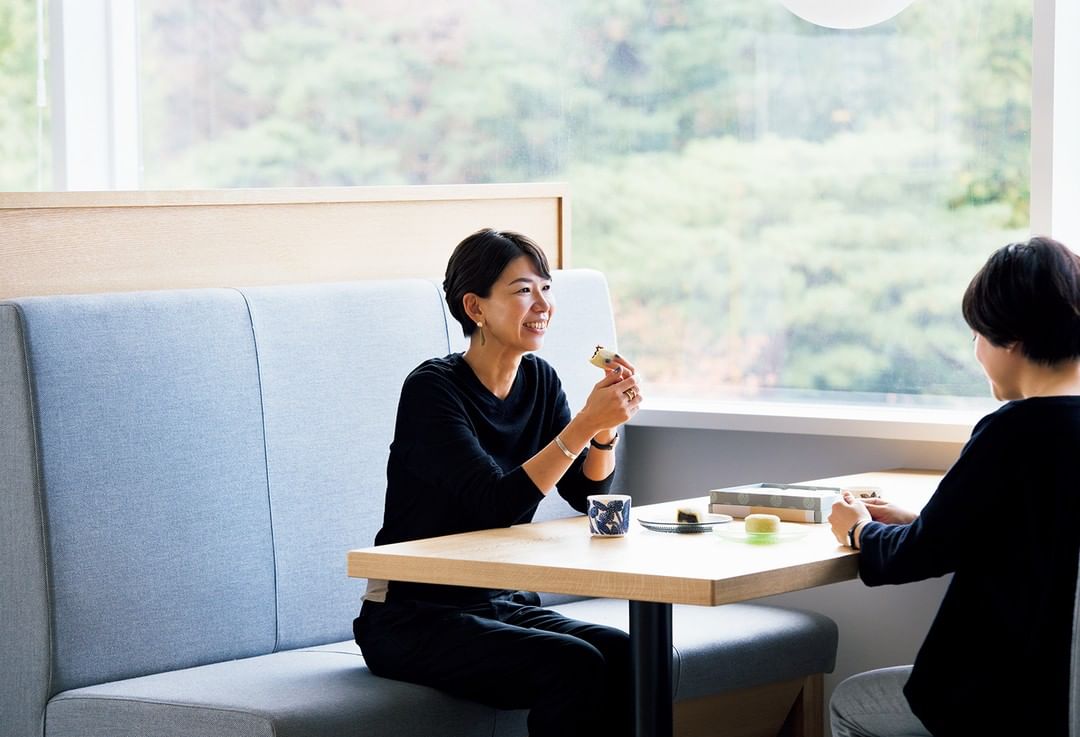 Andpremium 最新号 みんな大好き 日本のお菓子 発売中です 北欧 暮らしの道具店 の店長 佐藤友子さん Tomokosato Hokuohkurashi は 甘いもの Wacoca Japan People Life Style