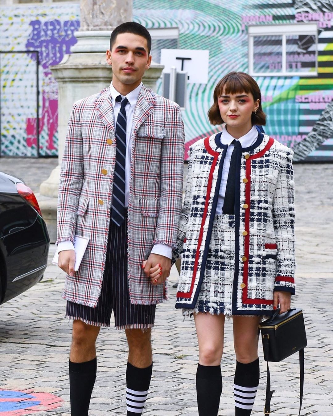 Wwdjapan スナップ トム ブラウン ショー会場でプレッピー集団を激写 メイジー ウィリアムズも彼氏と仲良く来場 トム ブラウン Thom Browne は9 Wacoca Japan People Life Style Wwdjapan スナップ トム ブラウン ショー会場でプレッピー集団を激写 メイジー ウィリアムズも彼氏と仲良く来場 トム ブラウン Thom Browne は9 Wacoca Japan People Life Style