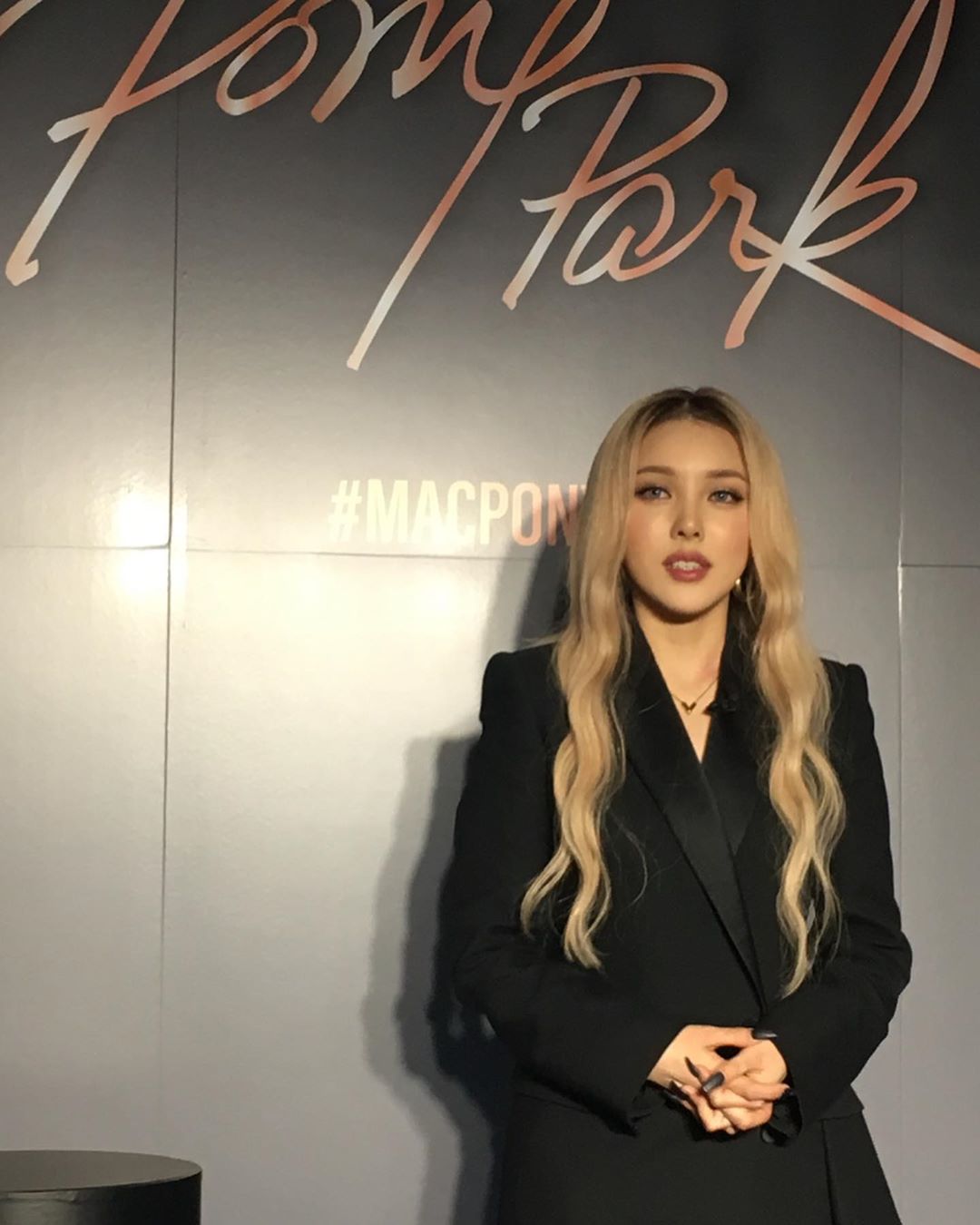 Maquia 韓国の大人気インフルエンサーでメイクアップアーティストのポニー パクさんがm A Cとコラボ 本日より M A C Pony Park として限定パッケージで Wacoca Japan People Life Style Maquia 韓国の大人気インフルエンサーでメイクアップアーティストのポニー パクさんがm A Cとコラボ 本日より M A C Pony Park として限定パッケージで Wacoca Japan People Life Style