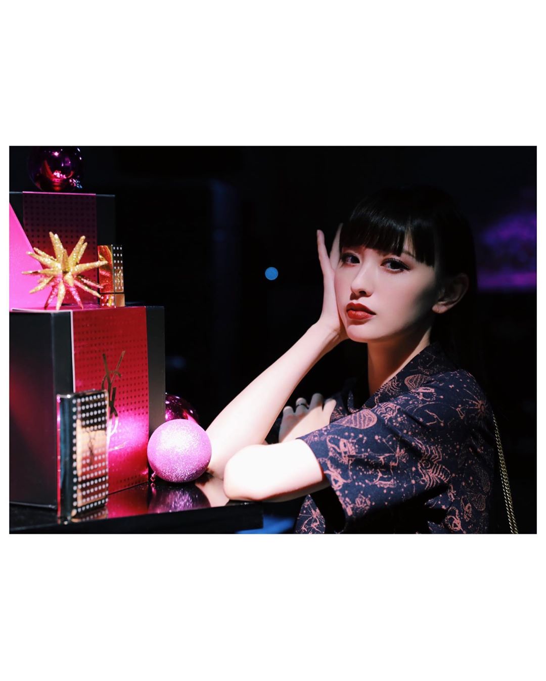 鈴木えみ Yslbeauty のクリスマスコレクション Noel Look 19 High On Stars そしてジェンダーレスな香りの新作香水 Libre Wacoca Japan People Life Style