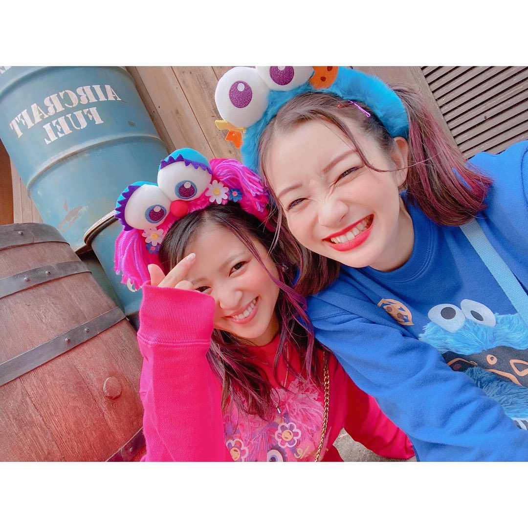 足立梨花 そして途中で着替える私たち 急遽usjで揃えたよ Usj ユニバ ユニバーサルスタジオジャパン ハロウィン コスプレ 爆笑 もう少し Wacoca Japan People Life Style