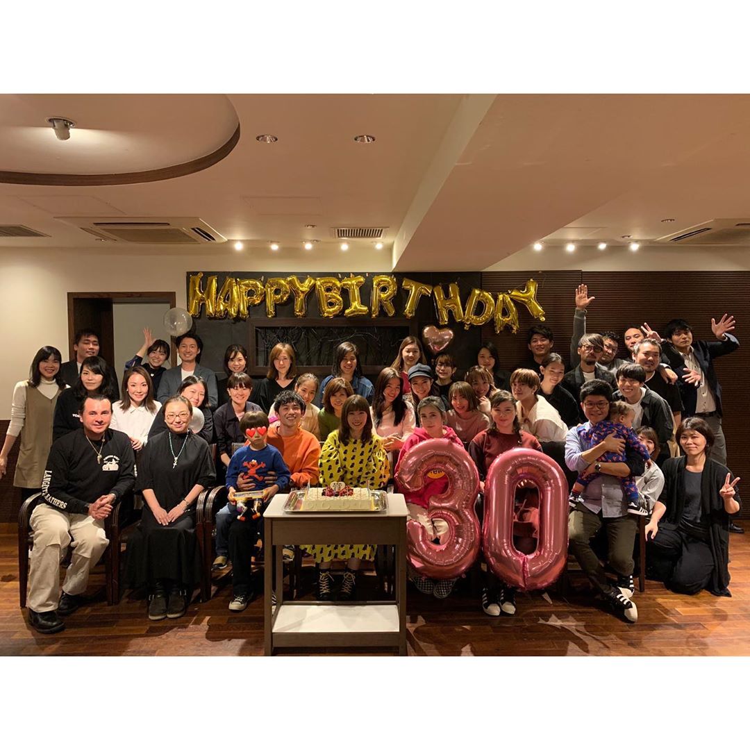 仲里依紗 19 10 18 誕生日当日 とてもスペシャルな1日でした 30歳の記念で キツネさんがサプライズパーティーを開いてくれましたっっ まさかの 長崎の両親も Wacoca Japan People Life Style 仲里依紗 19 10 18 誕生日当日 とてもスペシャルな1日でした 30歳の記念で キツネさんがサプライズパーティーを開いてくれましたっっ まさかの 長崎の両親も Wacoca Japan People Life Style