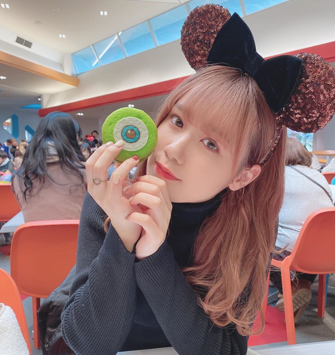 服部有菜 この前ディズニーランドに行ってきたよ ディズニーランド ディズニー ディズニーカチューシャ Wacoca Japan People Life Style