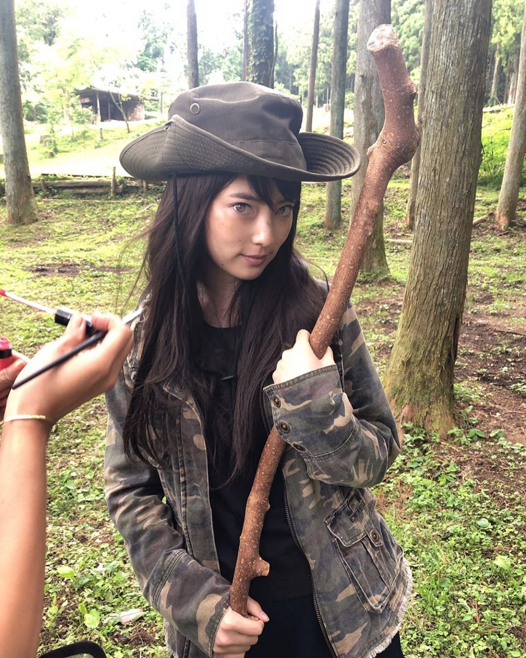 池上紗理依 漫画 巨蟲列島 の実写版ショートpvを撮影したときの 巨大な蜂と戦ったり たくさん逃げたり 楽しかった撮影でした Youtubeでみれるのでぜひっ 井口昇 Wacoca Japan People Life Style 池上紗理依 漫画 巨蟲列島 の実写版ショートpvを撮影したときの 巨大な蜂と戦ったり たくさん逃げたり 楽しかった撮影でした Youtubeでみれるのでぜひっ 井口昇 Wacoca Japan People Life Style