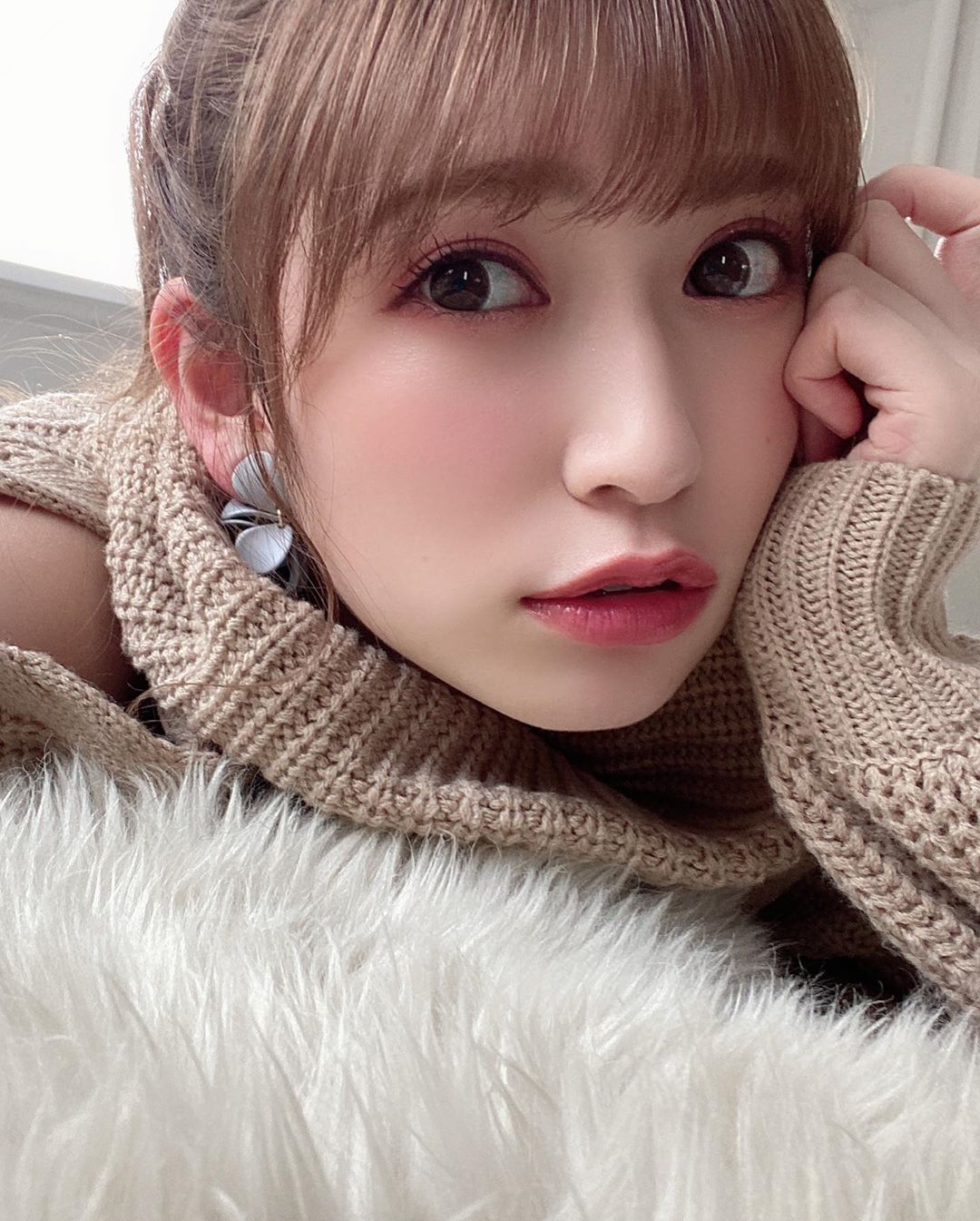 吉田朱里 本日 吉田朱里プロデュース コスメ付きムック本第4弾 前髪キープマスカラ の発売日です 普段の前髪セットに プラスするだけでしっかりキープされます Wacoca Japan People Life Style 吉田朱里 本日 吉田朱里プロデュース コスメ付きムック本第4弾 前髪キープマスカラ の発売日です 普段の前髪セットに プラスするだけでしっかりキープされます Wacoca Japan People Life Style