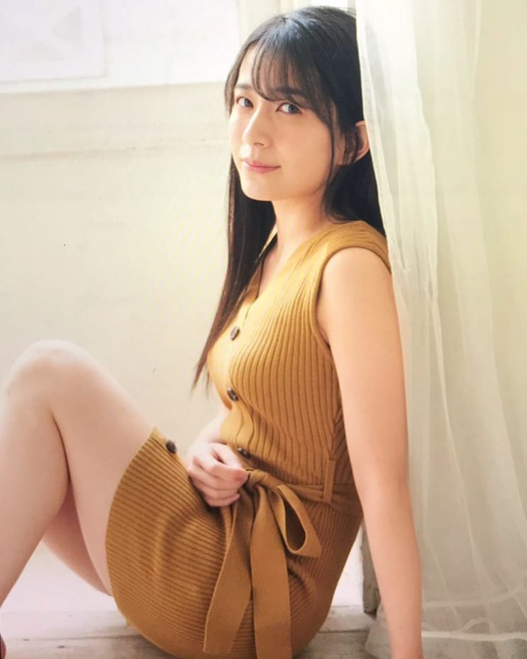 佐々木優佳里 本日発売のex大衆3月号 裏表紙と誌面グラビア掲載されています 衣装は大人っぽく メイクはナチュラルな感じでしたっ 久しぶりのグラビア撮影 自然の光に Wacoca