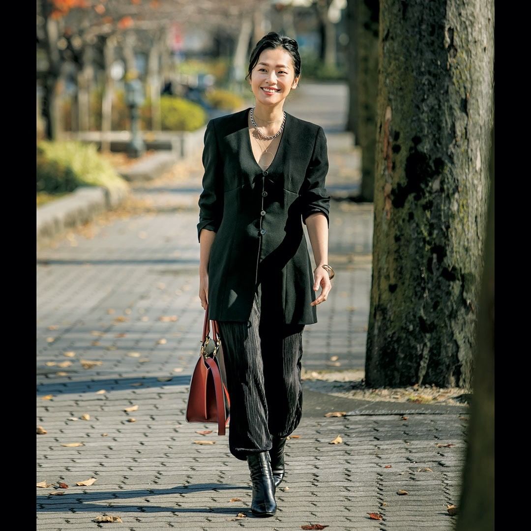 Storymagazine 現在発売中のｓｔｏｒｙ３月号では関西 名古屋発のトレンド ヘルシーモノトーンを取り上げています 女っぽくてカッコいい 40代が目指すスタイルを読者モデルさん H Wacoca Japan People Life Style