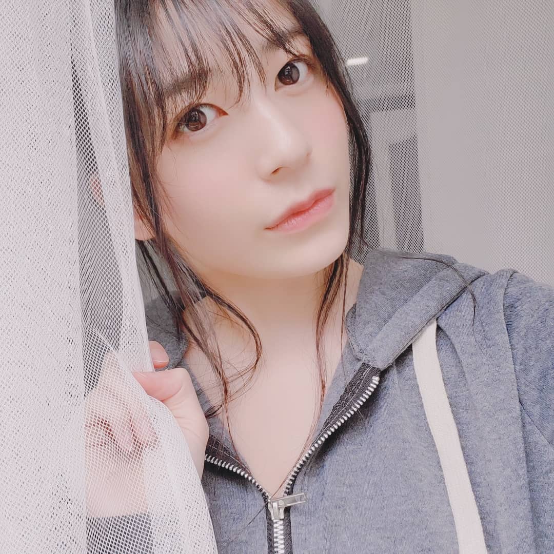 佐々木優佳里 グラビア撮影の時に撮った自撮りです 自然の光好きだなぁ Ex大衆3月号よろしくです ナチュラルメイク Ex大衆 3月号 パーカー Wacoca 佐々木優佳里 グラビア撮影の時に撮った自撮りです 自然の光好きだなぁ Ex大衆3月号よろしくです ナチュラルメイク Ex大衆 3月号 パーカー Wacoca