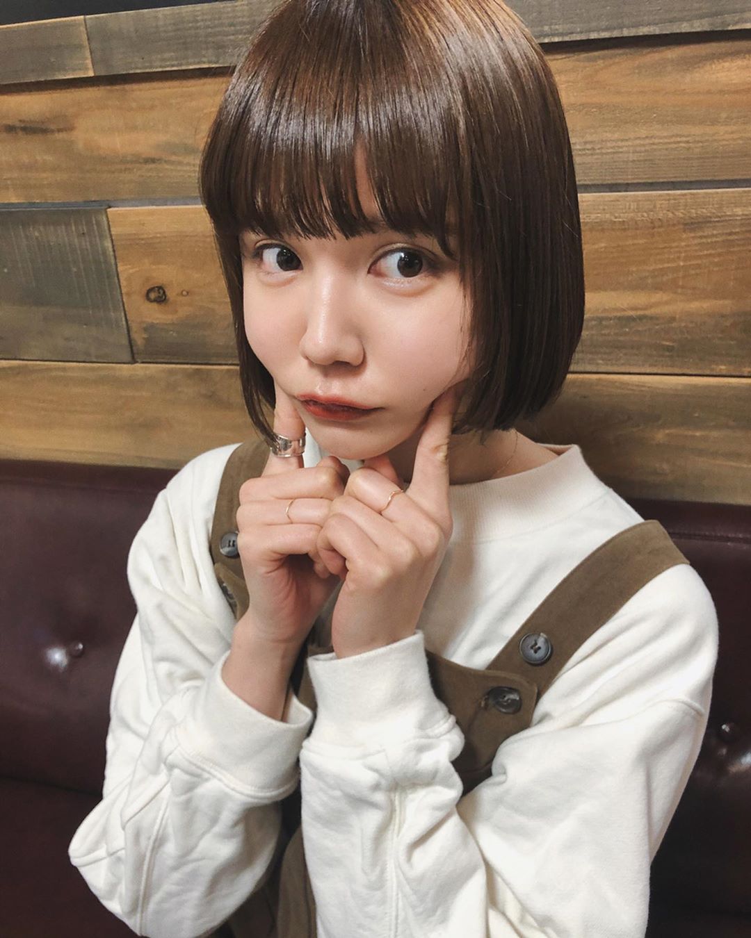 村田倫子 いよいよ前下がりのボブもやめて 潔くぱっつんボブです さっぱり気持ちがよい いつもありがとう Meg Kodama ちゃん Wacoca Japan People Life Style