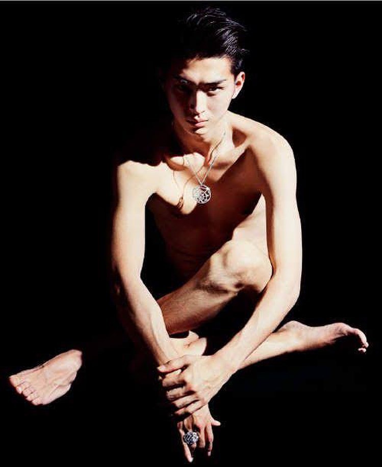 松田翔太 Katsuyakamo Rest In Paradise Vogue Wacoca Japan People Life Style