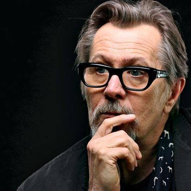 Esquirejapan Happy Birthday Gary Oldman 徹底した役作りでも知られるゲイリー オールドマン カメレオンのように変幻自在な役者の出演作を振り返ってみま Wacoca Japan People Life Style Esquirejapan Happy Birthday Gary Oldman 徹底した役作りでも知られるゲイリー オールドマン カメレオンのように変幻自在な役者の出演作を振り返ってみま Wacoca Japan People Life Style