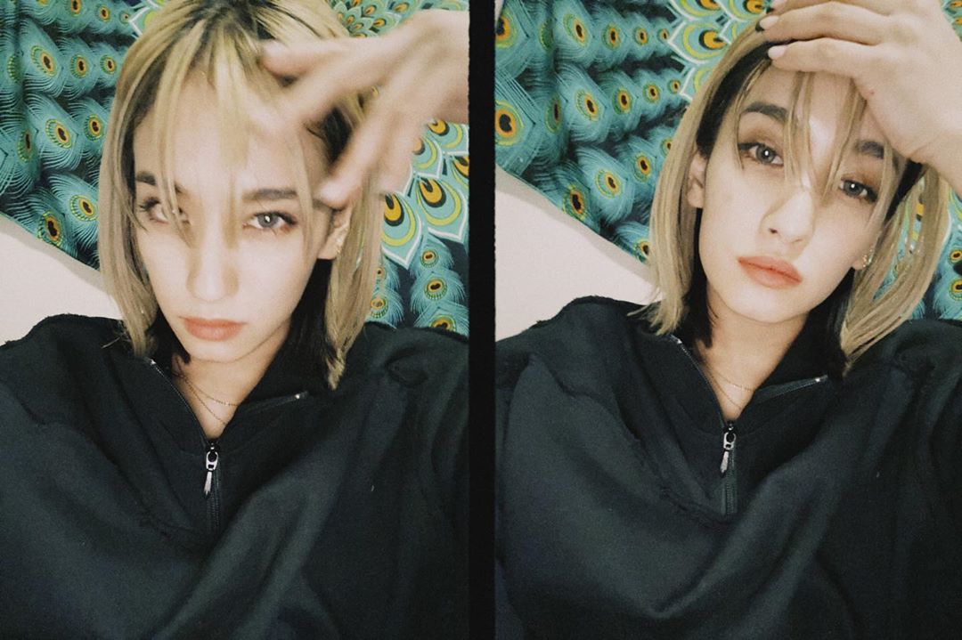 鈴木結莉乃 YURINO&hellip; 人生一度きり たのしんで 前髪かゆいなあ&hellip; WACOCA JAPAN People