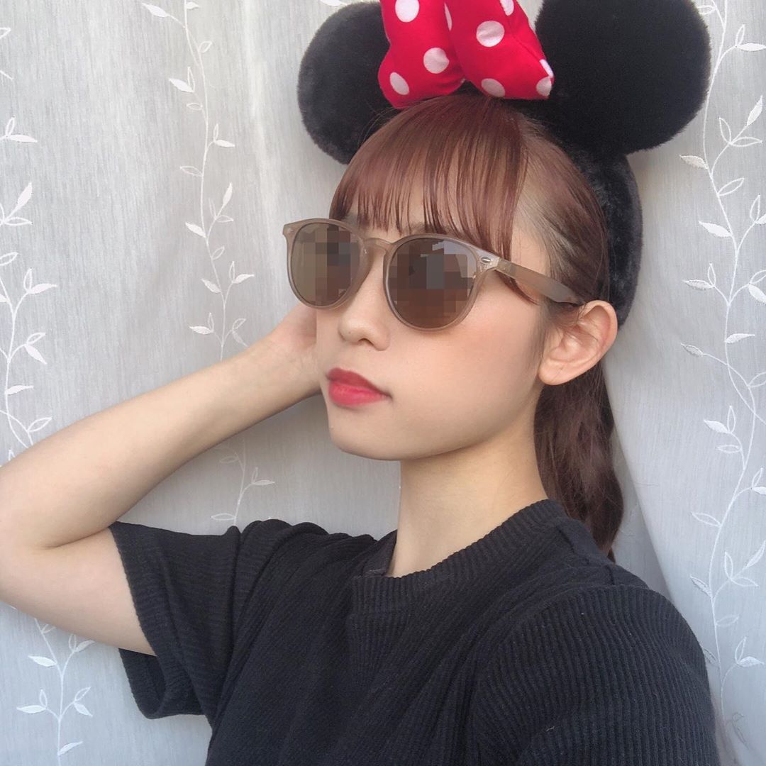 山本瑠香 おうちディズニー ミニーちゃんコーデこれでラストです笑 コーデ考えてたらあれもこれもあれも ってなって3パターンも撮ってしまいました笑 3枚目は こう Wacoca Japan People Life Style