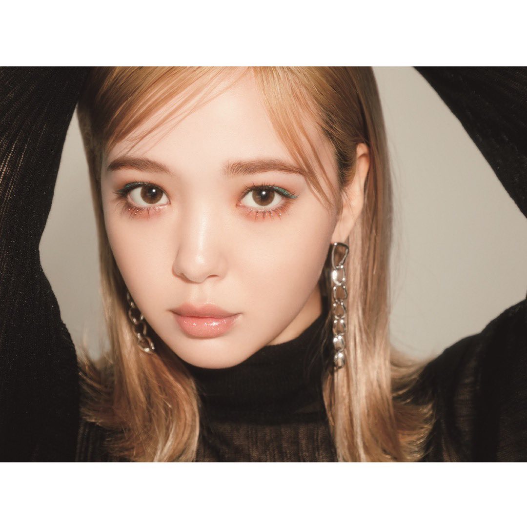 藤田ニコル ぴえん 泣きそうな目してる 女の子はいかがです ラメ沢山塗ってこう Wacoca Japan People Life Style 藤田ニコル ぴえん 泣きそうな目してる 女の子はいかがです ラメ沢山塗ってこう Wacoca Japan People Life Style