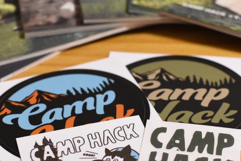 @CAMPHACK: CAMP HACK特製ステッカー作りました! 取材にご協力いただいた方に差し上げています。これからも#camphack取材 への、たくさんの投稿お待ちして… CAMP HACK特製ステッカー作りました! 取材にご協力いただいた方に差し上げています。これからも#camphack取材 への、たくさんの投稿お待ちして...