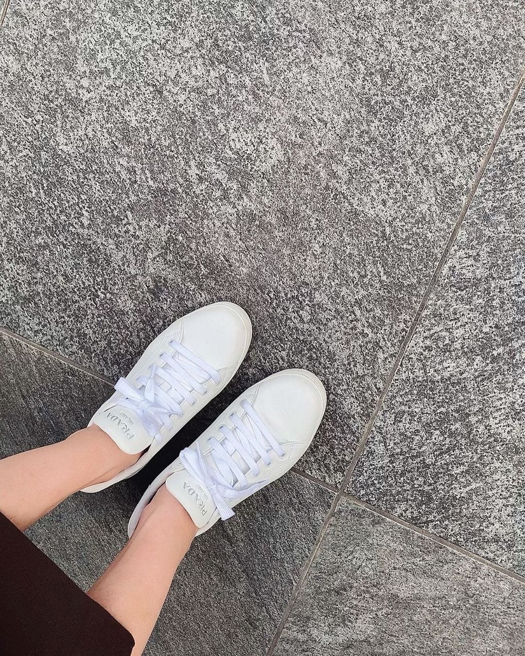 大伴理奈 最近ずっと愛用してるスニーカー 白スニーカーって永遠に可愛いよね Sneakers Prada White Wacoca Japan People Life Style 大伴理奈 最近ずっと愛用してるスニーカー 白スニーカーって永遠に可愛いよね Sneakers Prada White Wacoca Japan People Life Style