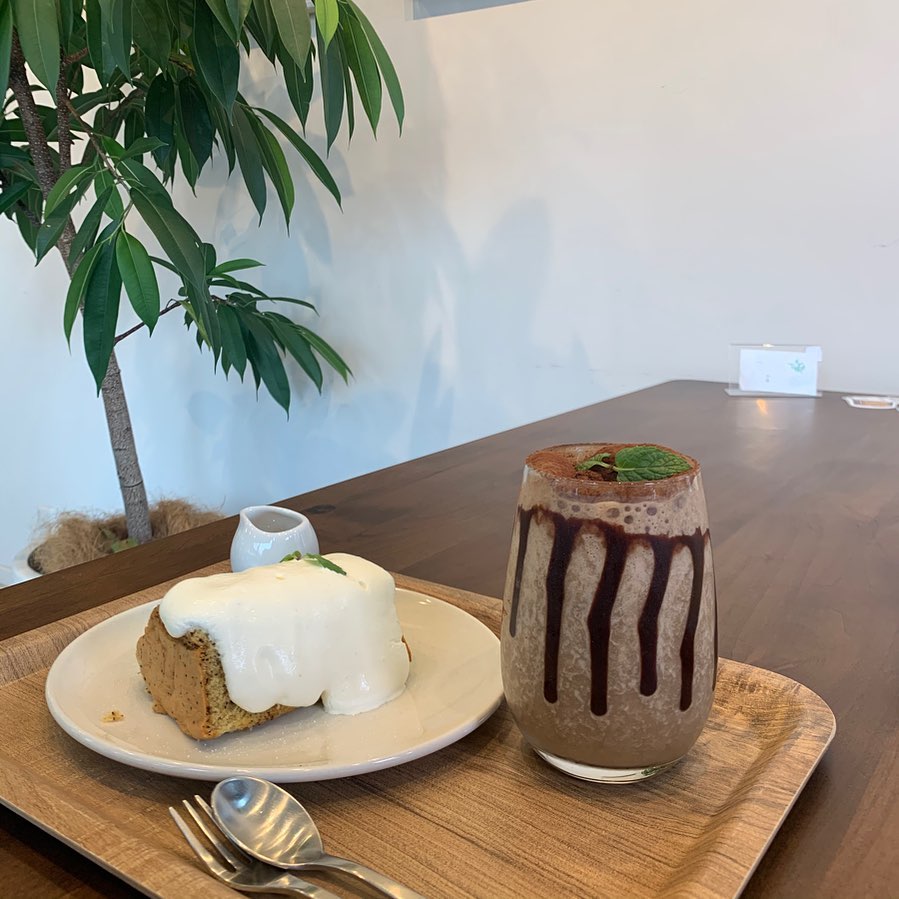 山田菜々美 紅茶のシフォンケーキ バナナスムージー 姫路 カフェ おすすめのカフェ 教えてください Wacoca Japan People Life Style