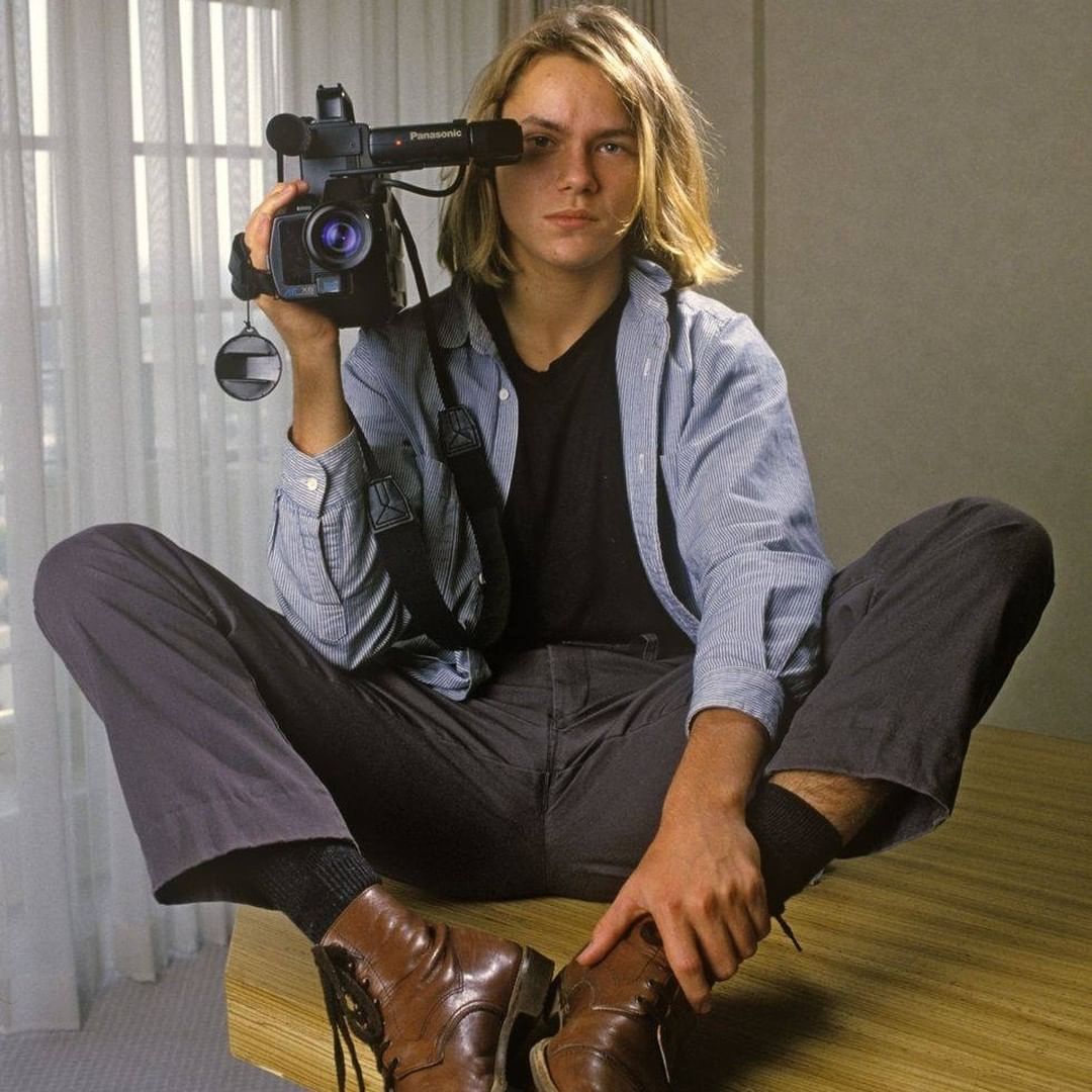 Esquirejapan 90年代のアイコンであり いまもなおスタイルのお手本として愛されるリヴァー フェニックス 1993年10月31日 リヴァー フェニックスはニューヨークのナイ Wacoca Japan People Life Style Esquirejapan 90年代のアイコンであり いまもなおスタイルのお手本として愛されるリヴァー フェニックス 1993年10月31日 リヴァー フェニックスはニューヨークのナイ Wacoca Japan People Life Style