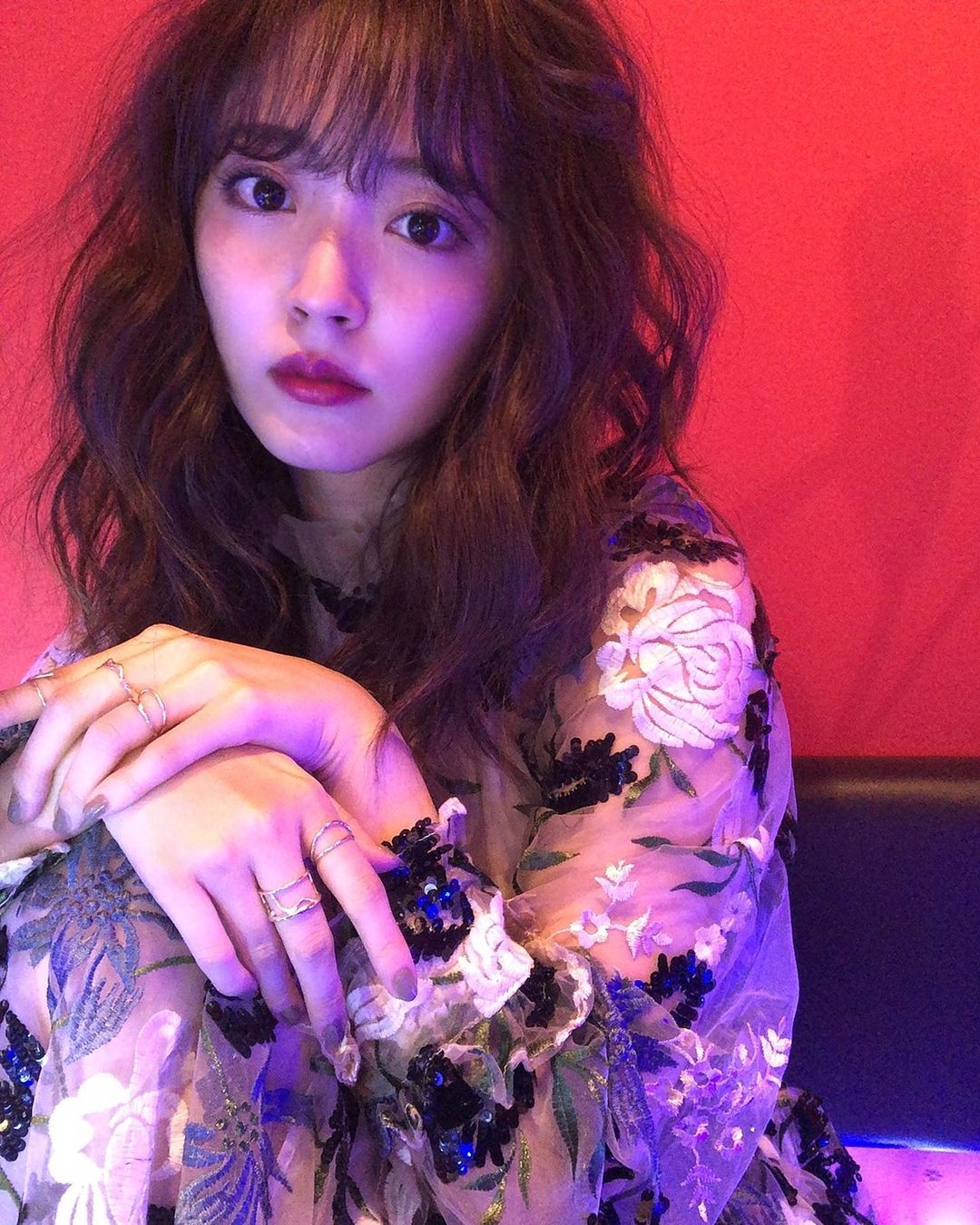 鈴木愛理 真夜中のメリーゴーランド メイクについての質問がたくさんdmできたのですが 実はこのmvメイクは自分でしました シャドウ Cli Wacoca Japan People Life Style 鈴木愛理 真夜中のメリーゴーランド メイクについての質問がたくさんdmできたのですが 実はこのmvメイクは自分でしました シャドウ Cli Wacoca Japan People Life Style