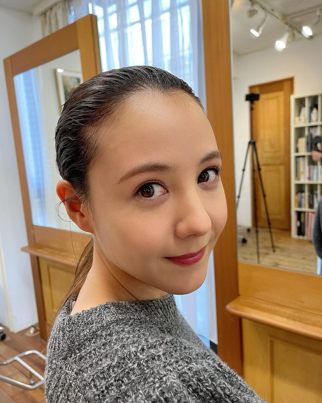 トリンドル玲奈 自撮りでオールバックされたトリンドル玲奈って奴です ジャルジャルアイランド Youtube トリンドるんるん もよろしくね Wacoca Japan People Life Style トリンドル玲奈 自撮りでオールバックされたトリンドル玲奈って奴です ジャルジャルアイランド Youtube トリンドるんるん もよろしくね Wacoca Japan People Life Style