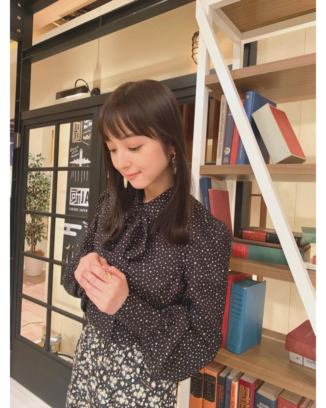佐々木希 所japan 始まりました 本日のテーマは メルカリ と スマホ世界遺産 です 是非 Outfit Marcjacobs Accessory Wacoca Japan People Life Style 佐々木希 所japan 始まりました 本日のテーマは メルカリ と スマホ世界遺産 です 是非 Outfit Marcjacobs Accessory Wacoca Japan People Life Style