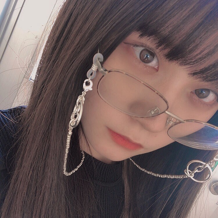 立仙愛理 久しぶりにカラコンしなかったら 目の白いとこ広い ってなりました 当たり前 Wacoca Japan People Life Style