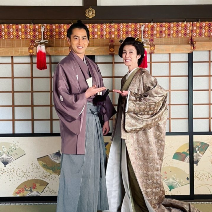 石黒英雄 大富豪同心2クランクアップ 最後は 萬田久子さんとご一緒でした 放送お楽しみに 萬田久子 大富豪同心2 Wacoca Japan People Life Style 石黒英雄 大富豪同心2クランクアップ 最後は 萬田久子さんとご一緒でした 放送お楽しみに 萬田久子 大富豪同心2 Wacoca Japan People Life Style