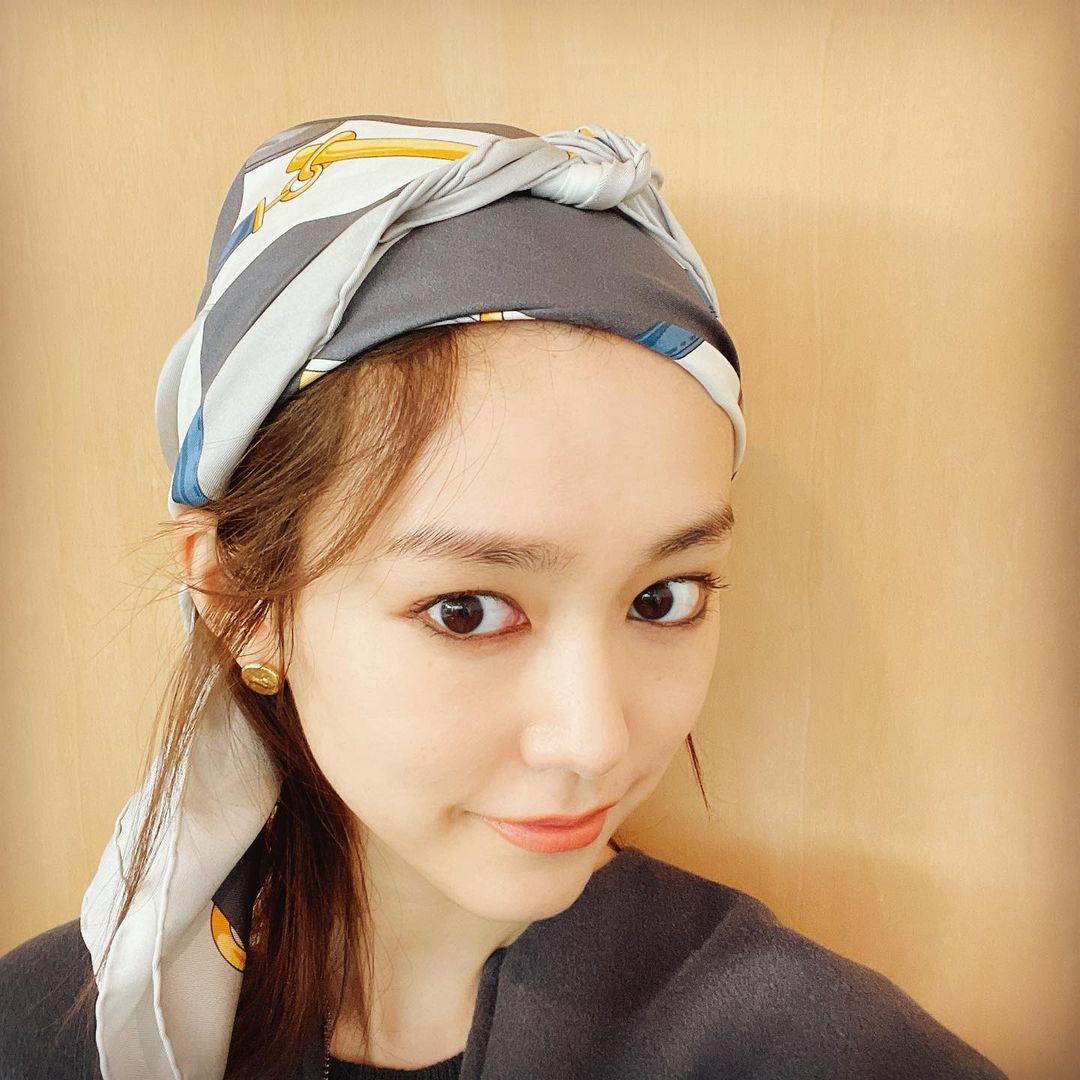 桐谷美玲 いつもと少し違うメイク スカーフ全巻も新鮮でおかわ スカーフ使いの名手になりたい Wacoca Japan People Life Style 桐谷美玲 いつもと少し違うメイク スカーフ全巻も新鮮でおかわ スカーフ使いの名手になりたい Wacoca Japan People Life Style